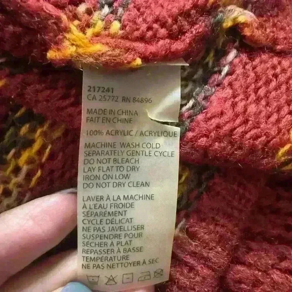 Lightweight Fall Cardigan - Soft, Cozy, Versatile Layering Piece, Excellent Cond - Picture 4 of 4